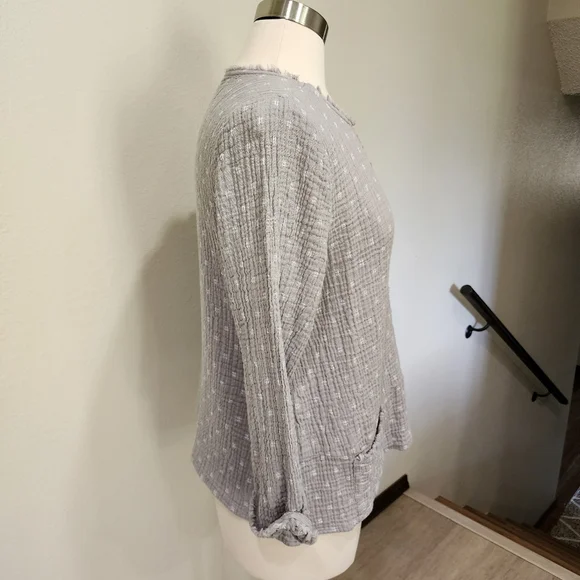 Habitat Gauzy Cotton Blouse Top Popover Raw Edge Seams 3/4 Sleeve size Medium - Picture 8 of 10